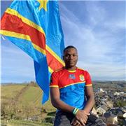 Etudiant au lycée Alexis Monteil à Rodez ,je veux apporte mon aide !